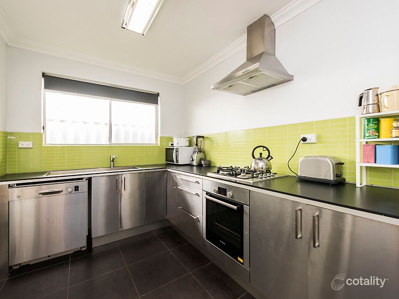 18a Central Ave, Beaconsfield, WA 6162