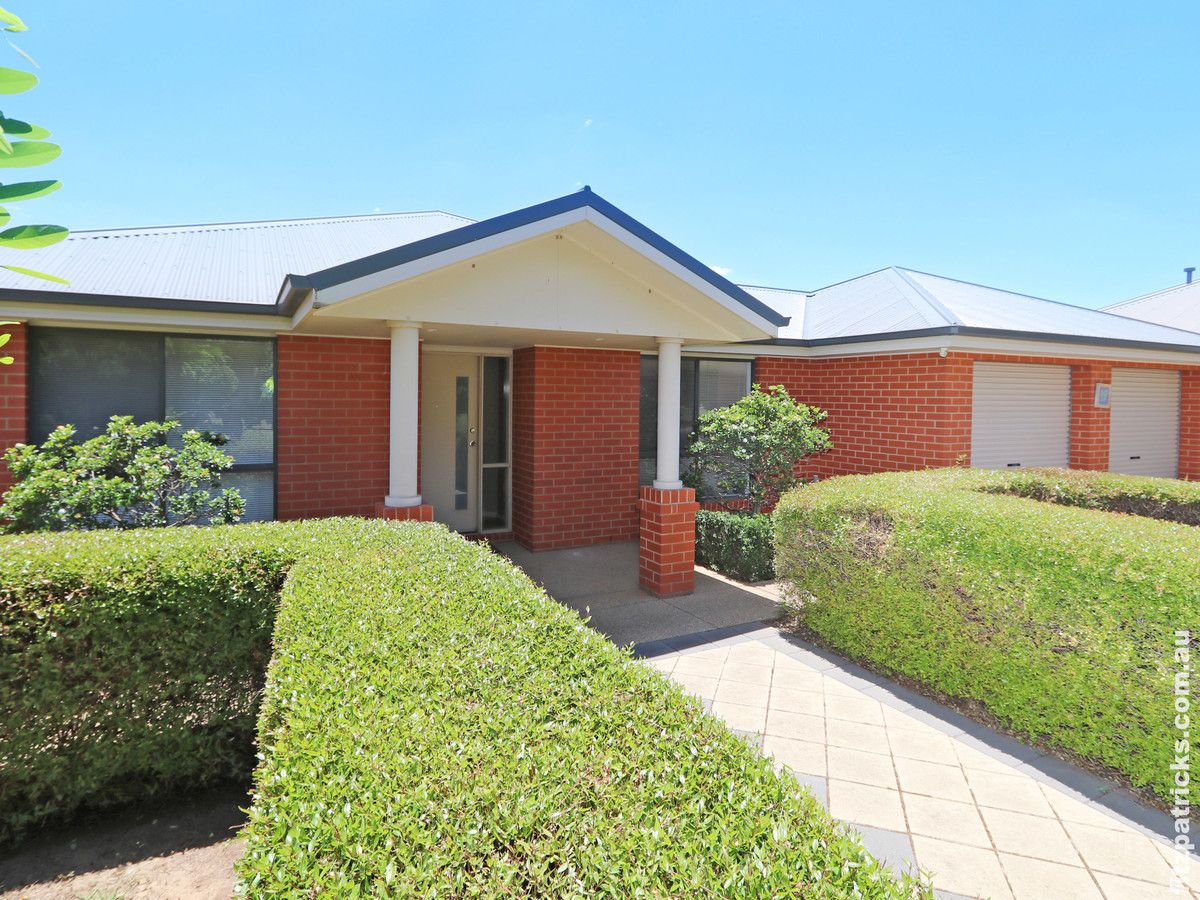 19 Birri Pl, Glenfield Park, NSW 2650