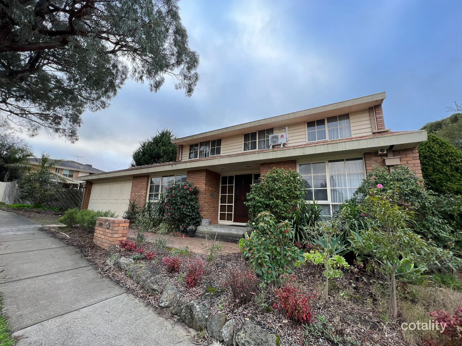 1 Stanton Ct, Glen Waverley, VIC 3150