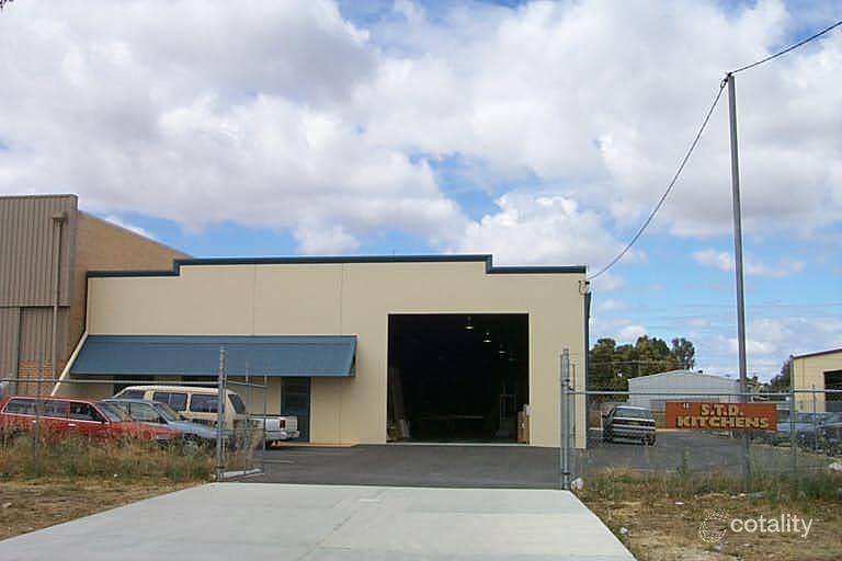 46 Gillam Dr, Kelmscott, WA 6111