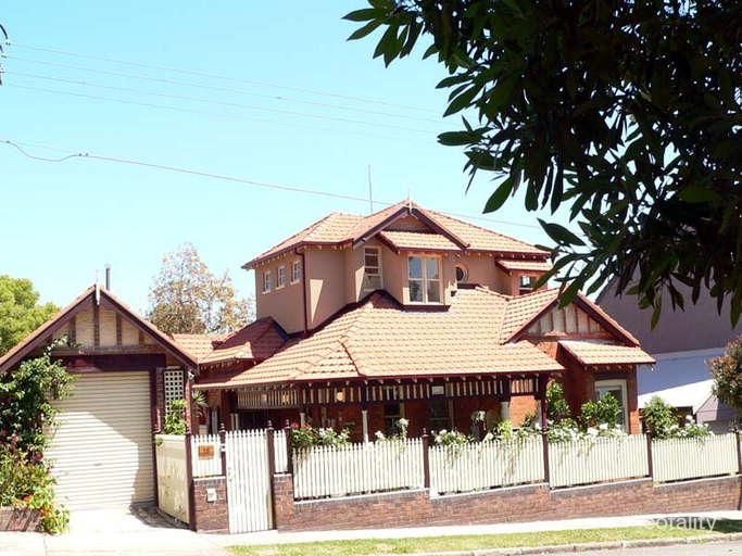 18 Hunter St, Lewisham, NSW 2049