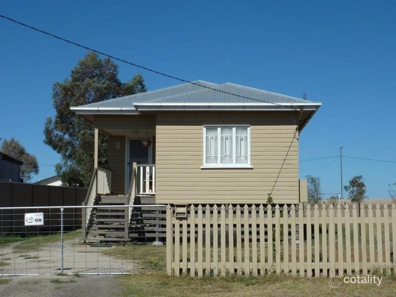 49 Gillam St, Clifton, QLD 4361