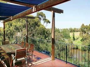 8 Harrison Cres, Hawthorn, VIC 3122