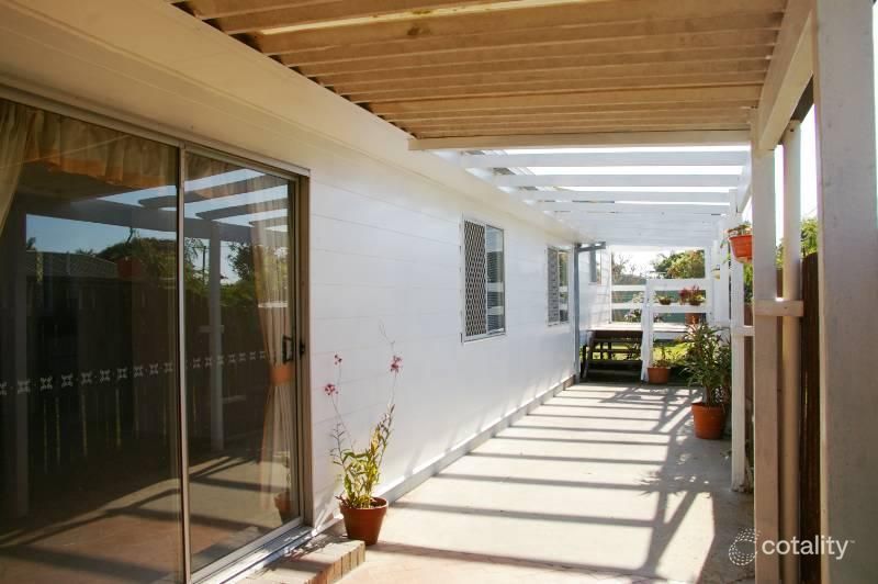 24 Dolphin St, Deception Bay, QLD 4508