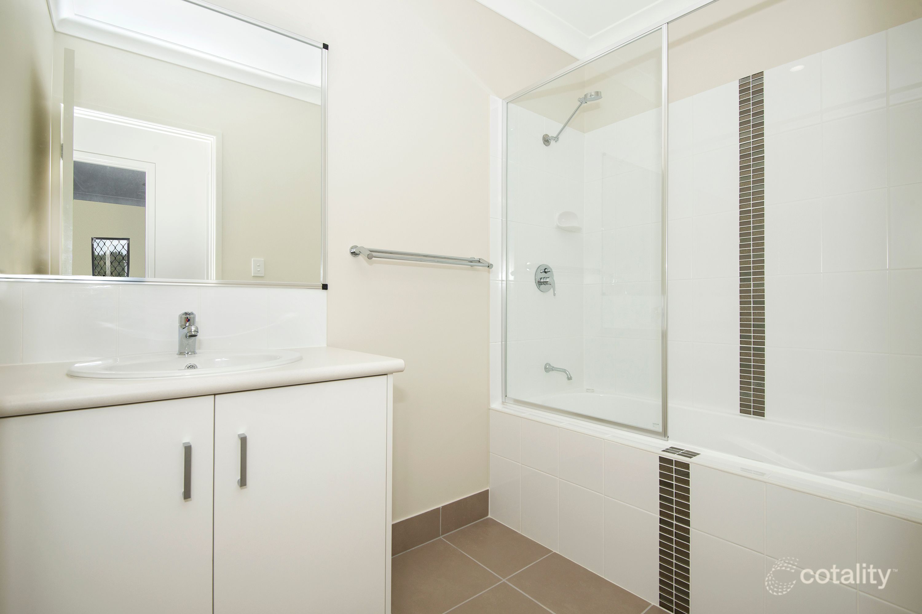142 Innes Dr, Deeragun, QLD 4818