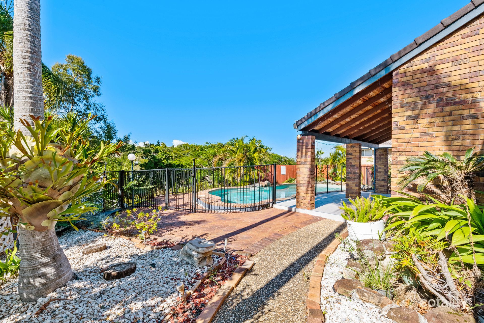 2 Poitier St, Mcdowall, QLD 4053