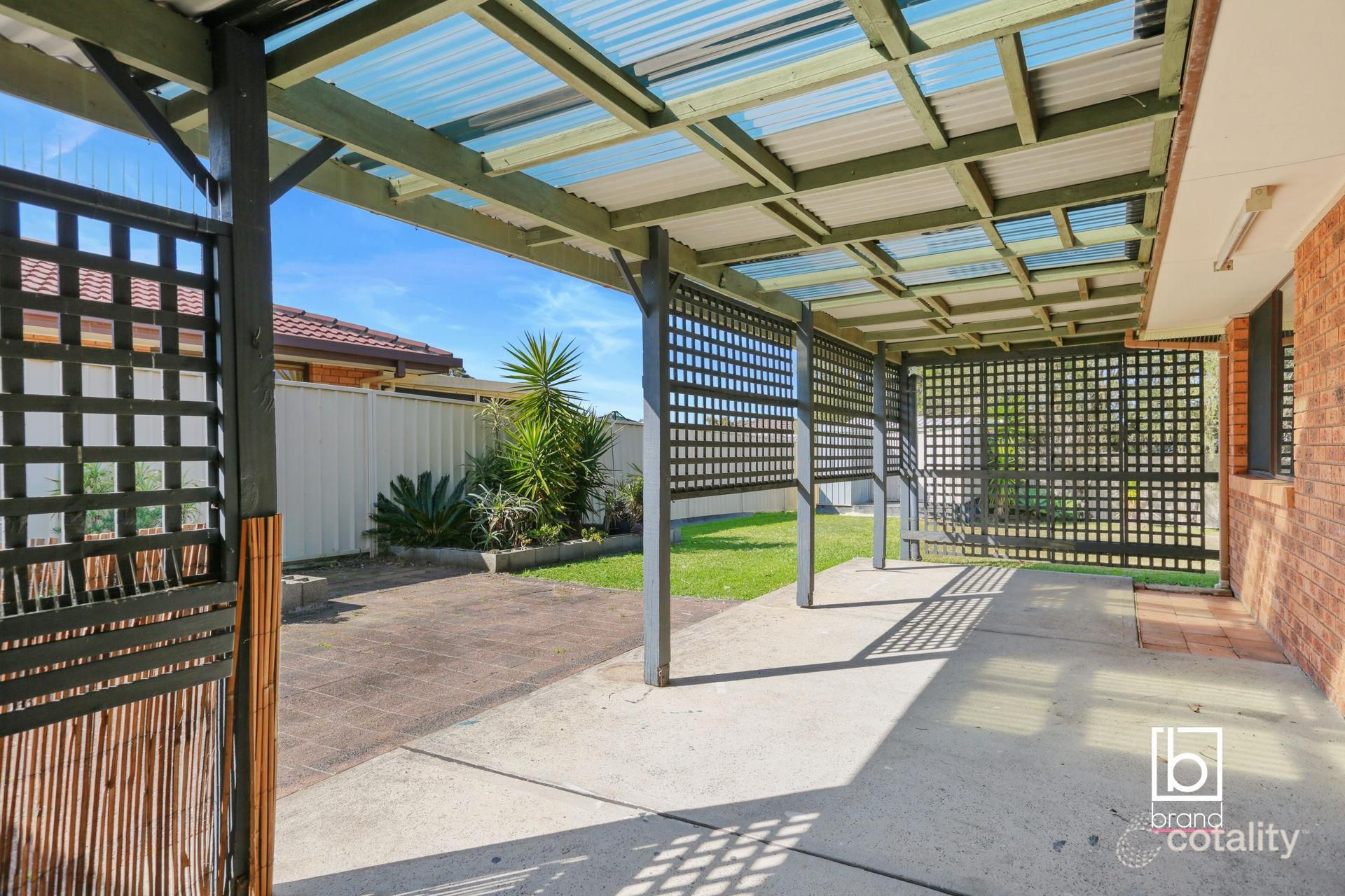 15 Gorokan Dr, Lake Haven, NSW 2263