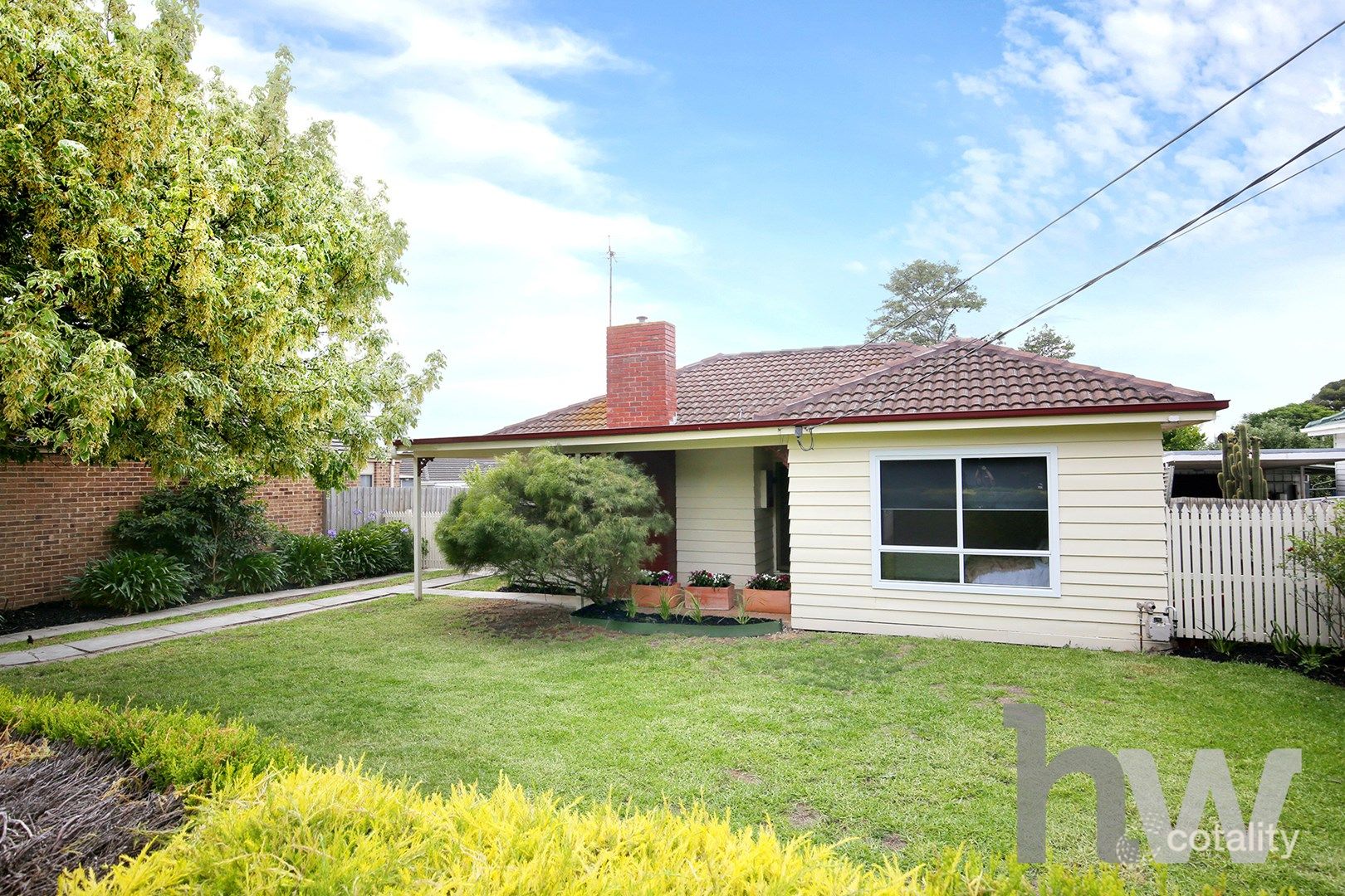 27 Highview Pde, Hamlyn Heights, VIC 3215