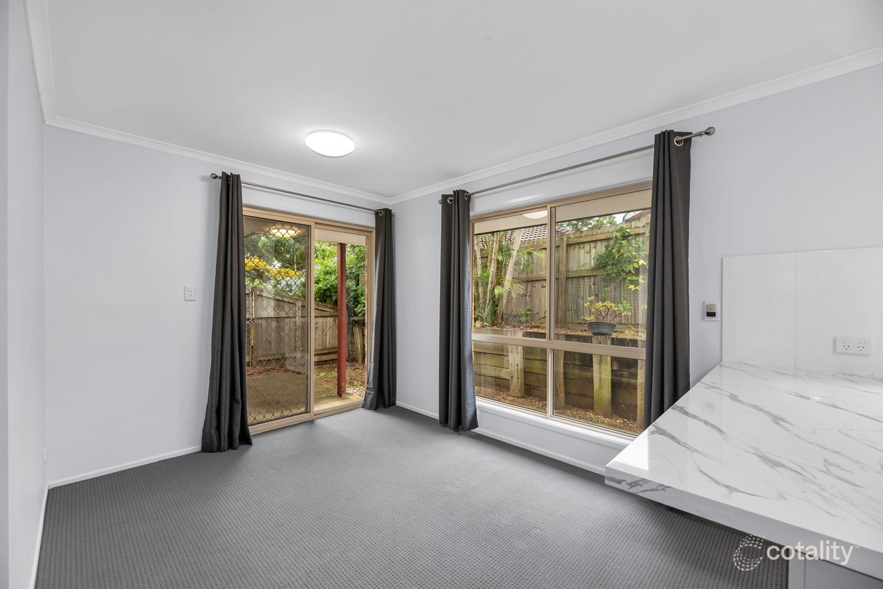 2/4 Rosegum Pl, Redbank Plains, QLD 4301