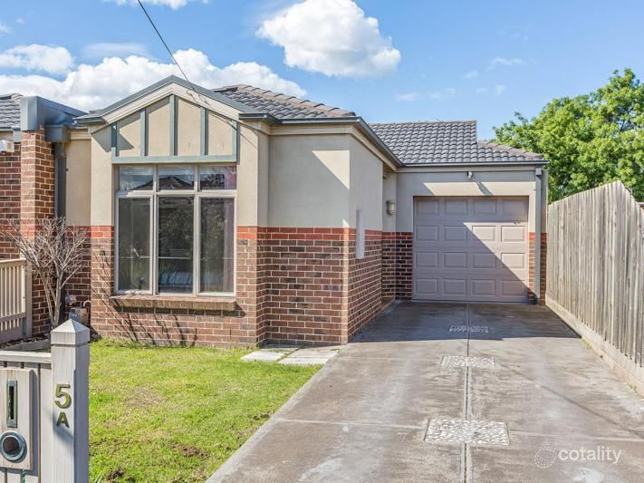 5 Eames Ave, Brooklyn, VIC 3012