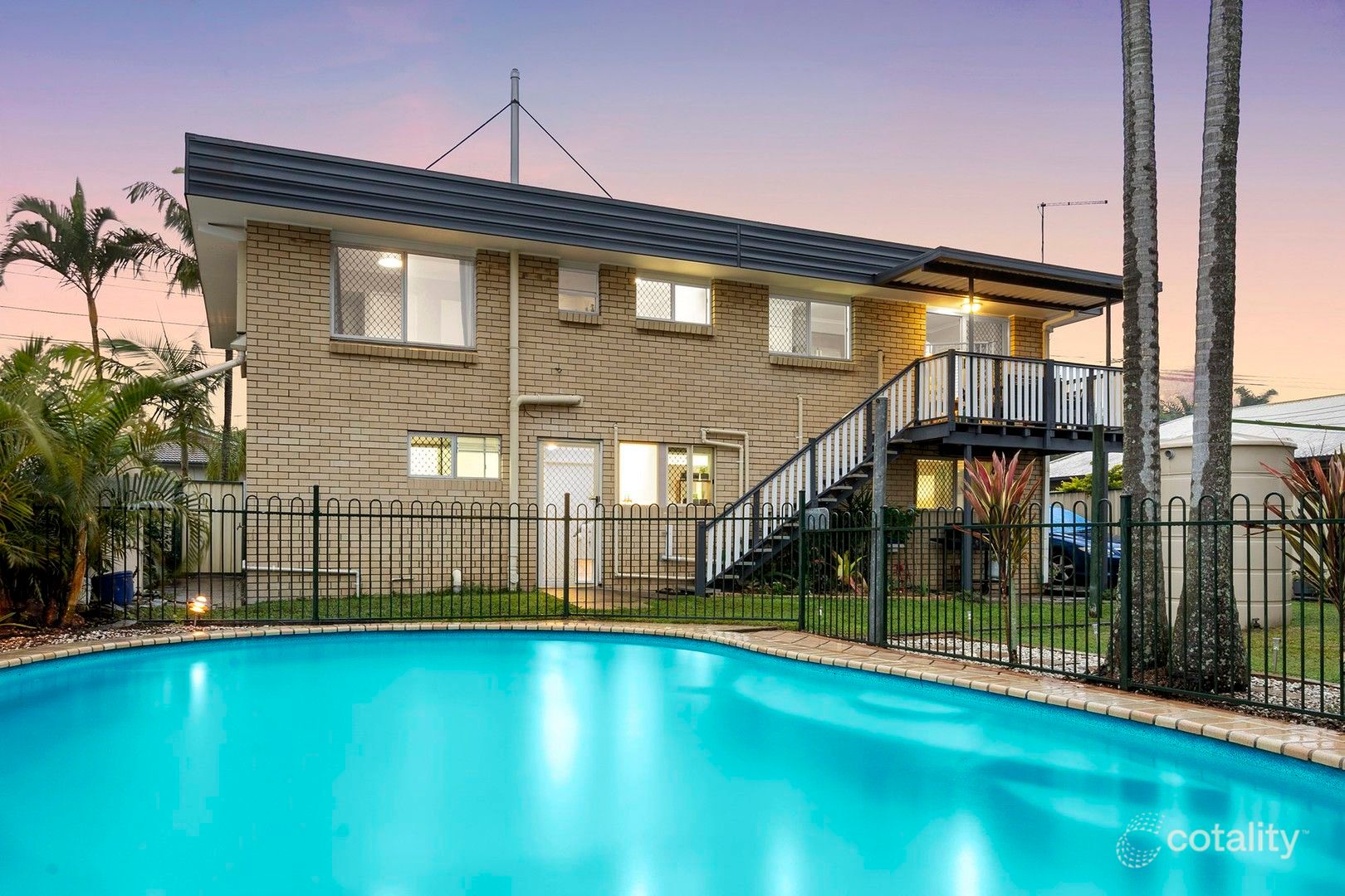 17 Woodrose St, Kingston, QLD 4114