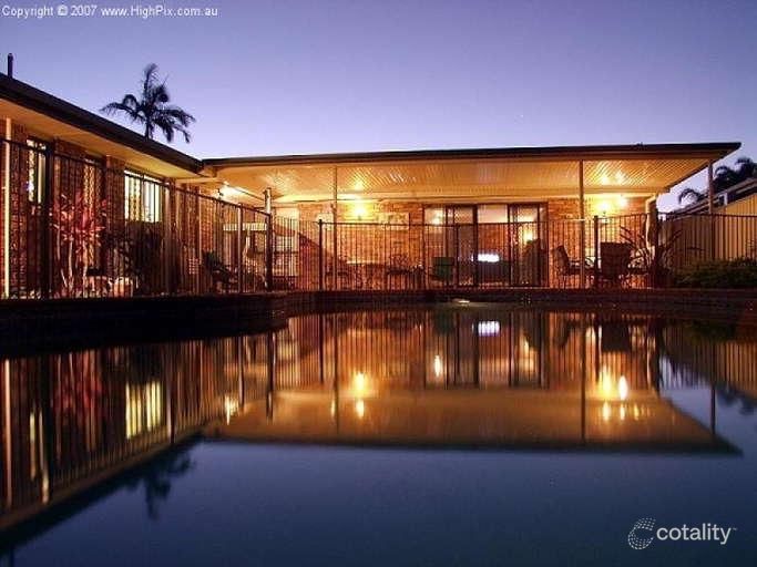 6 Narell Ct, Sunnybank Hills, QLD 4109