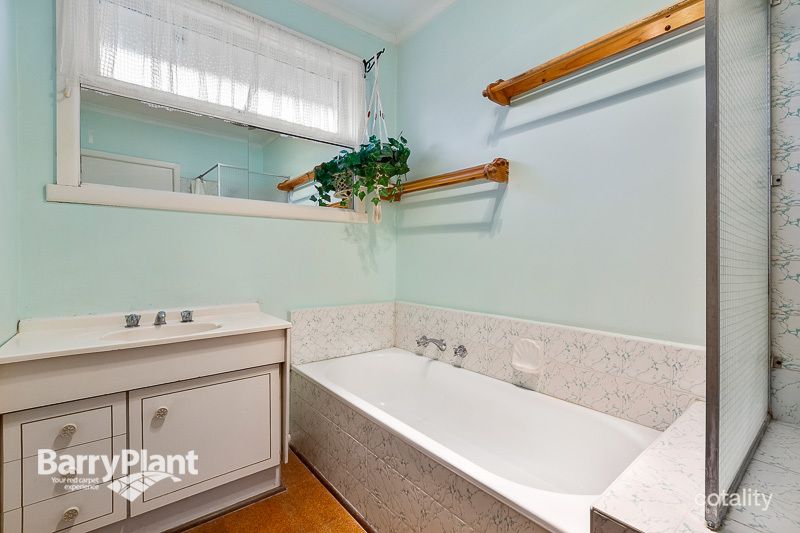 16 Albany Cres, Aspendale, VIC 3195