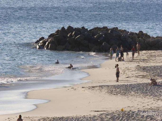 93/1 Padbury Cir, Sorrento, WA 6020