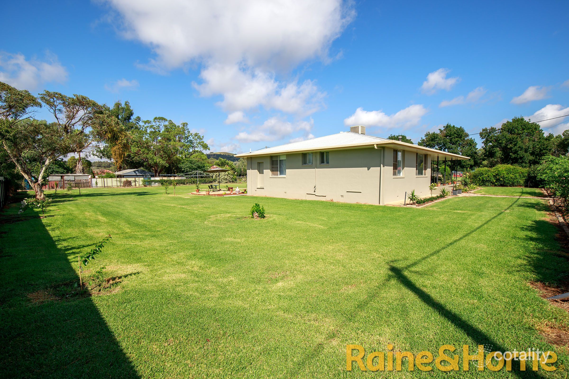 17-19 Wellington St, Geurie, NSW 2818