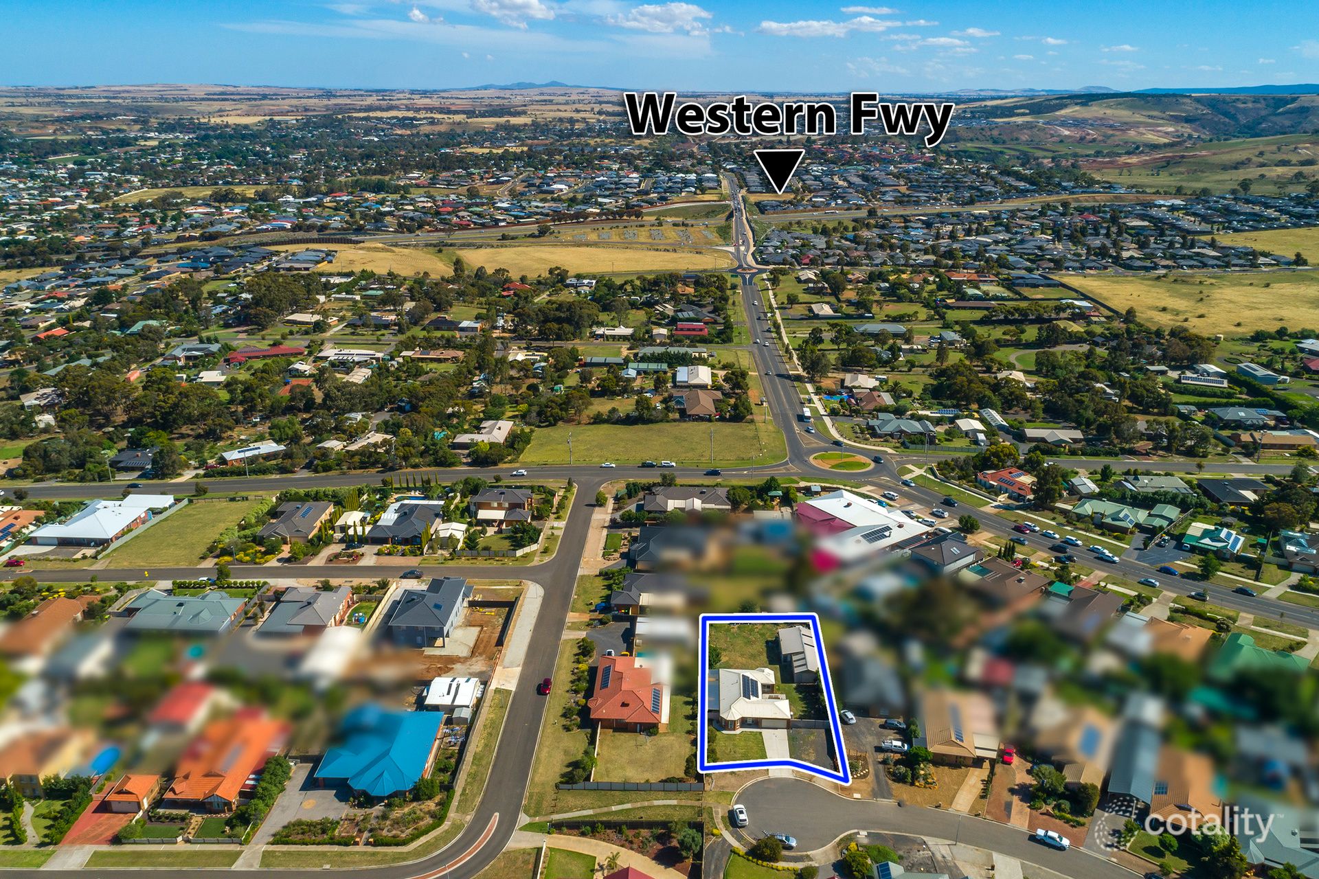 11 Ball St, Darley, VIC 3340