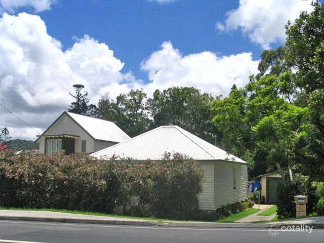 10 Renwick St, Wyoming, NSW 2250