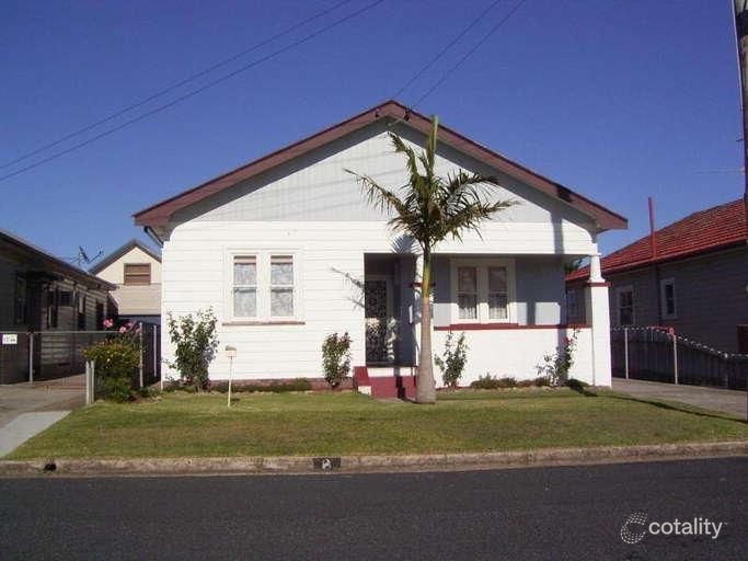 8 Mowbray Cres, Adamstown, NSW 2289