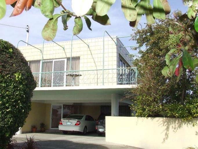 3 Chatsworth St, Rose Bay, TAS 7015