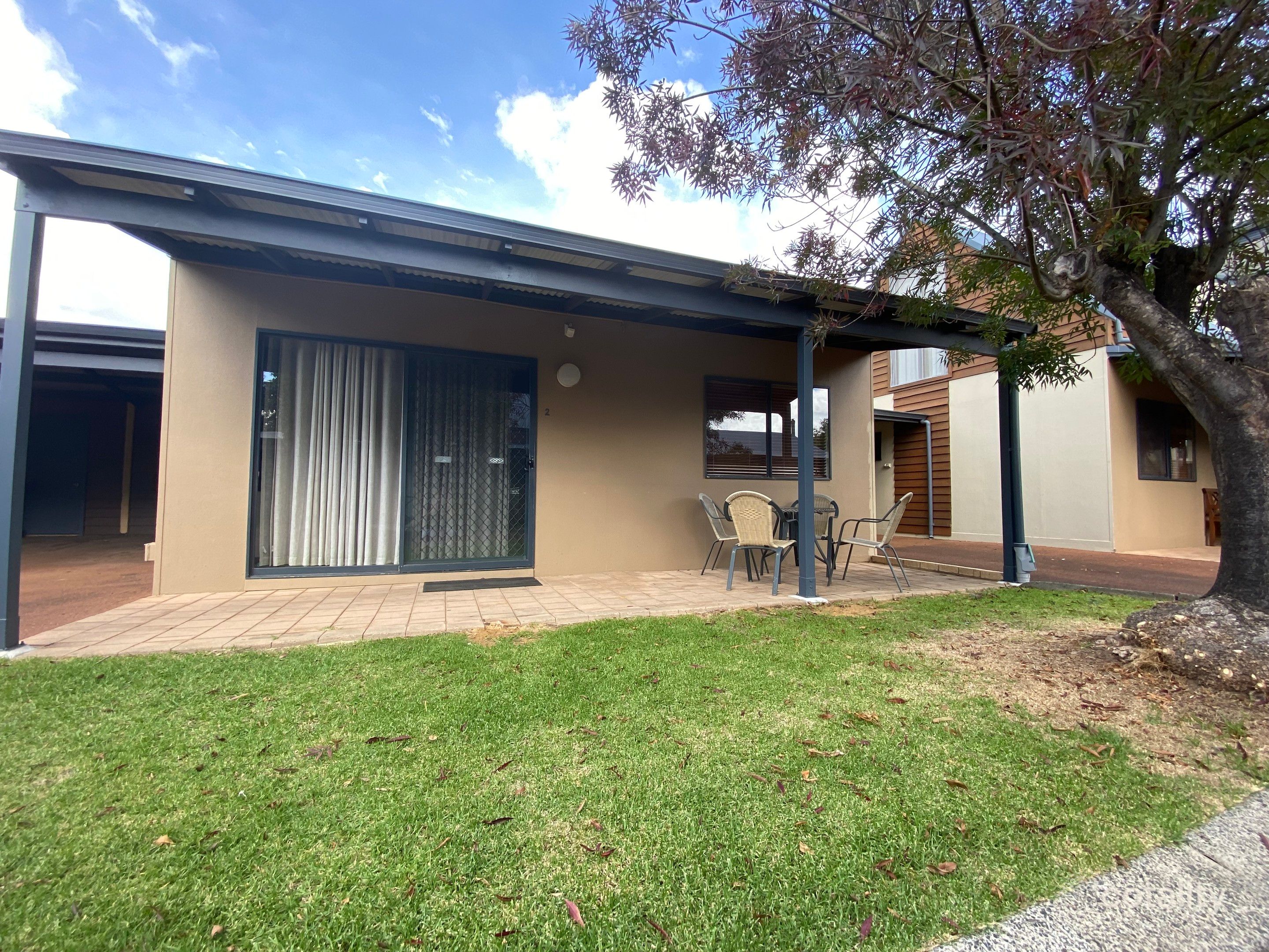 2/12 Dunn Bay Rd, Dunsborough, WA 6281