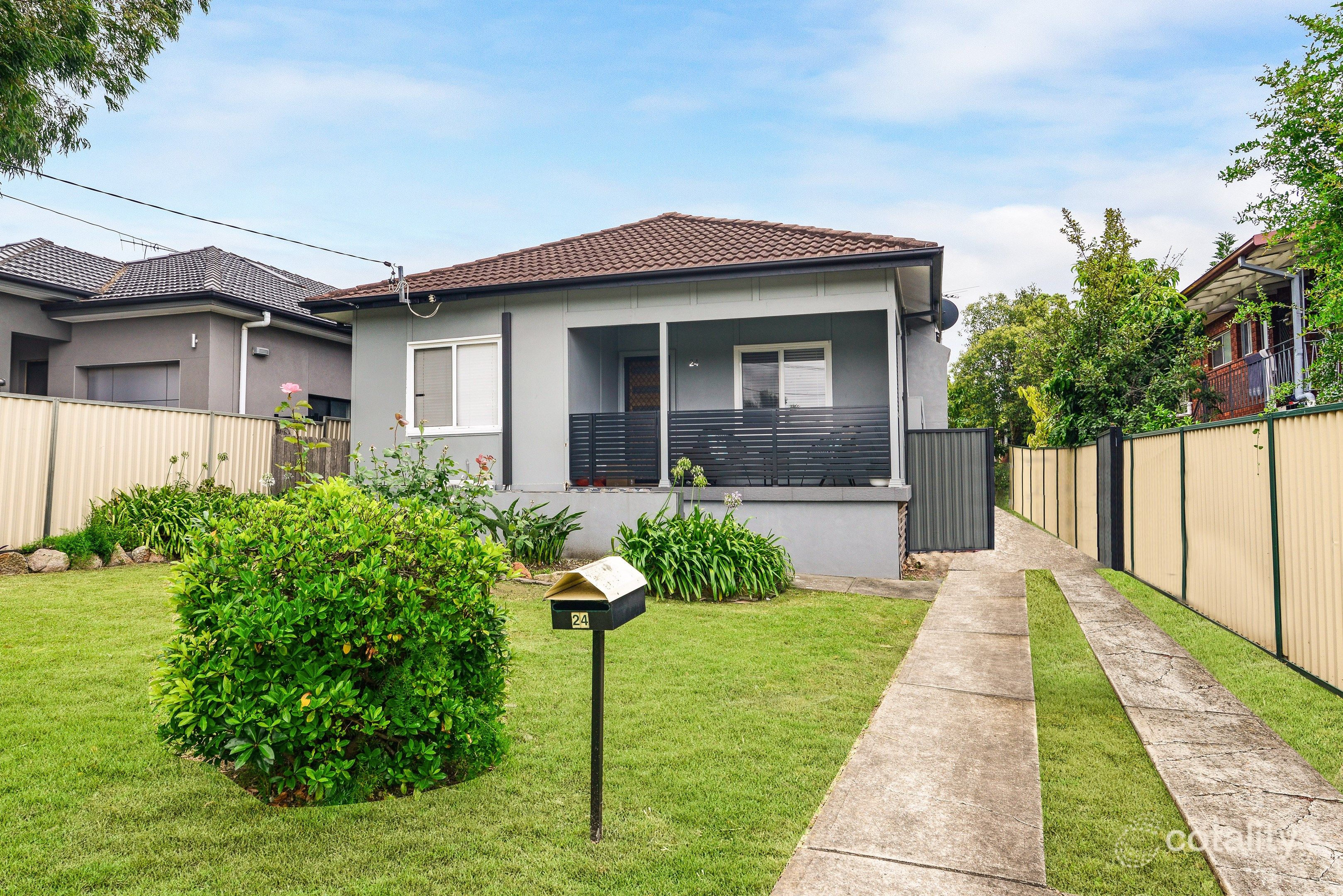 24 Henty St, Yagoona, NSW 2199