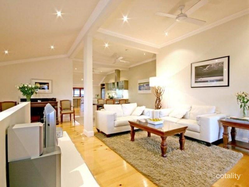 39 Strath St, Highgate Hill, QLD 4101