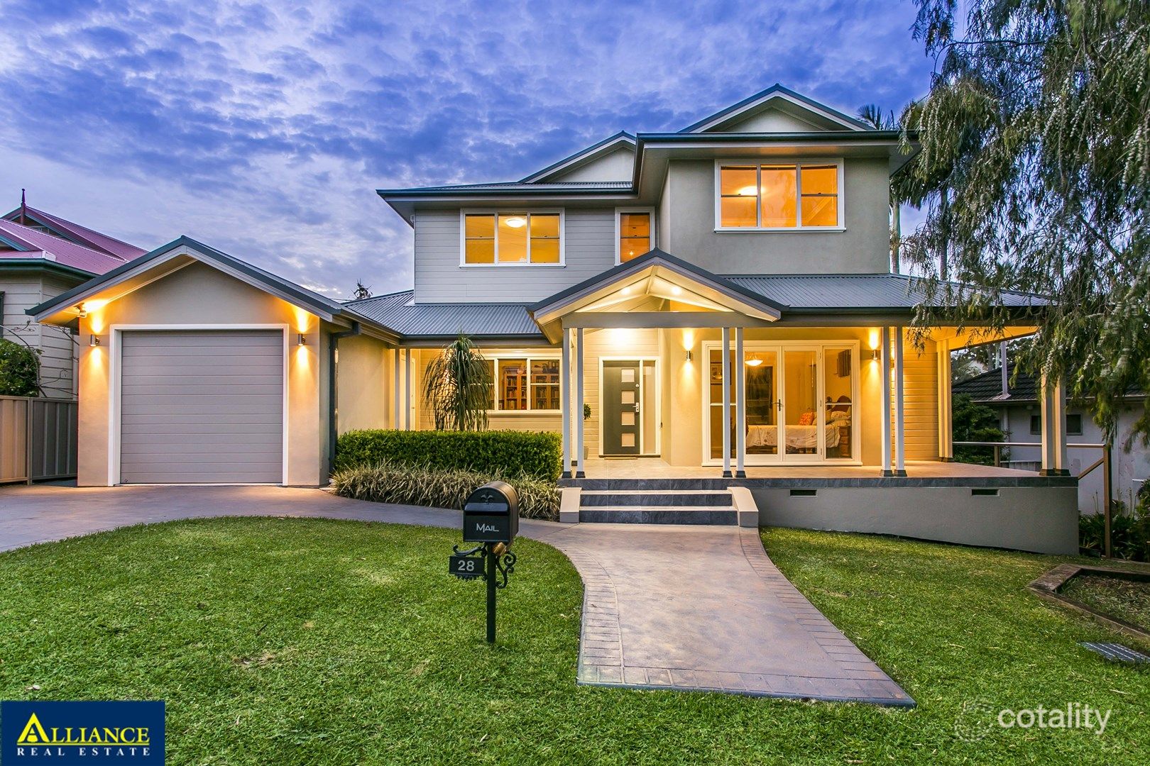 28 Stretham Ave, Picnic Point, NSW 2213