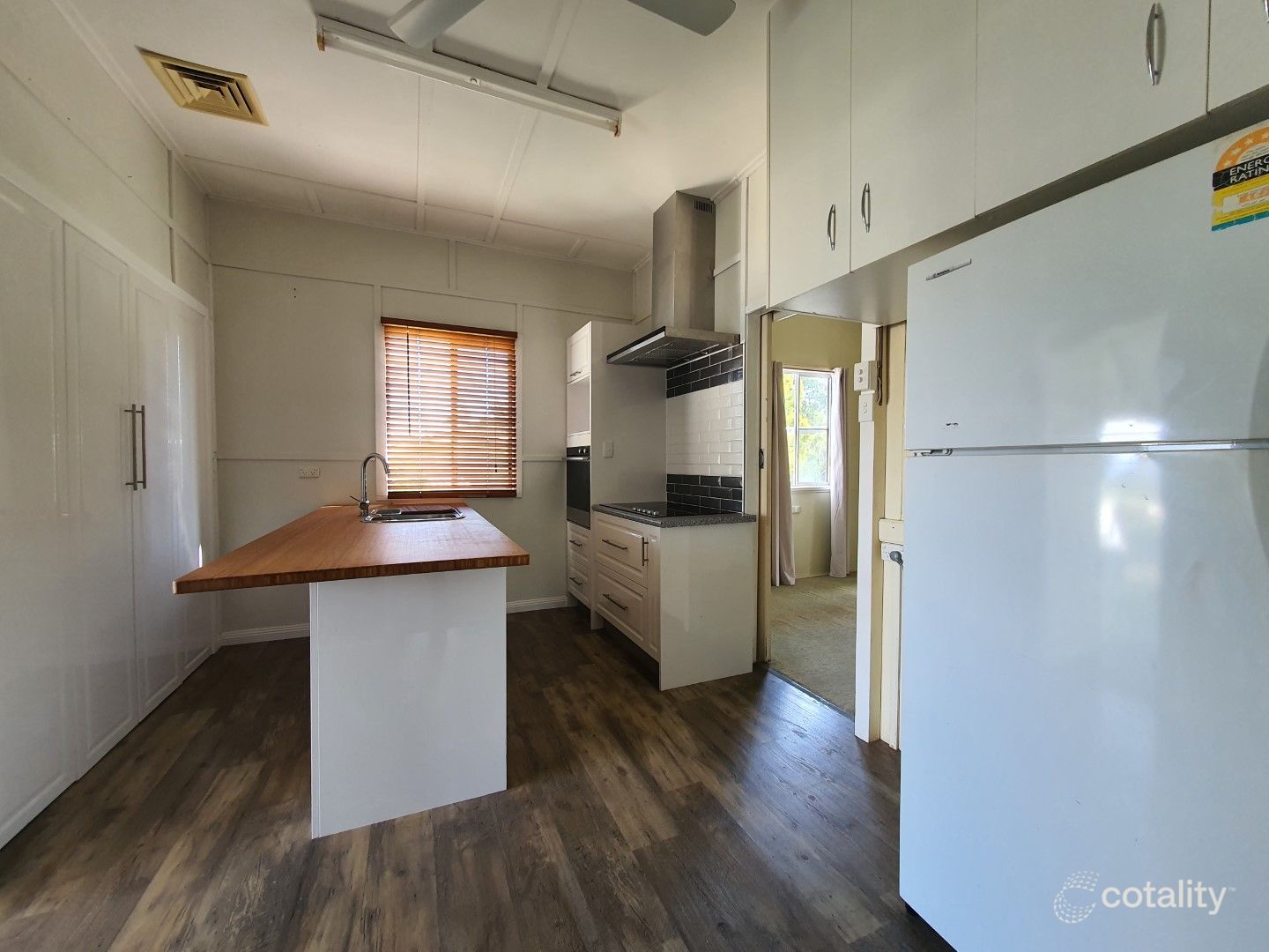 53 Edison St, Monto, QLD 4630