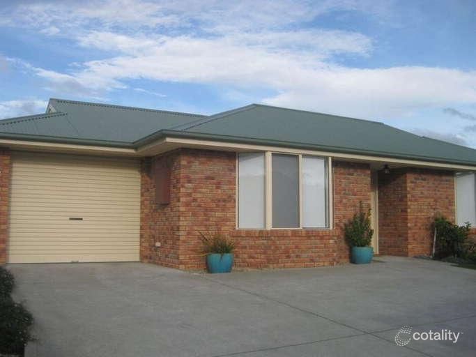 2/32 Whitewater Cres, Kingston, TAS 7050
