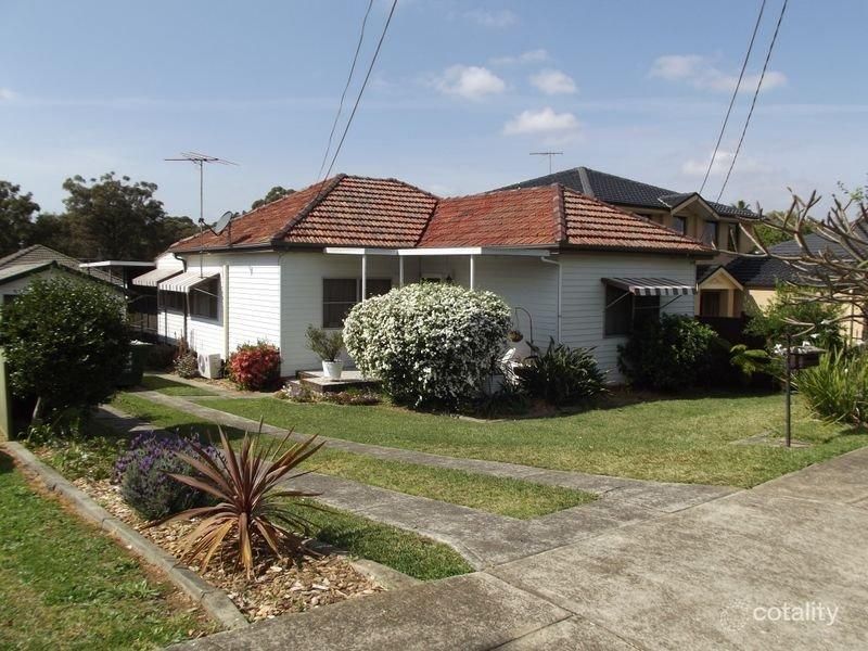 33 Clucas Rd, Regents Park, NSW 2143