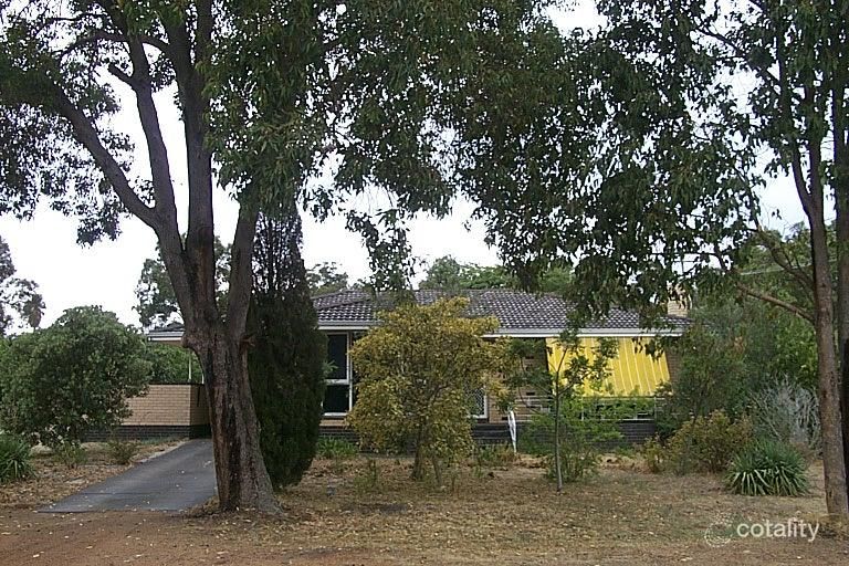 28 Davies Cres, Gooseberry Hill, WA 6076