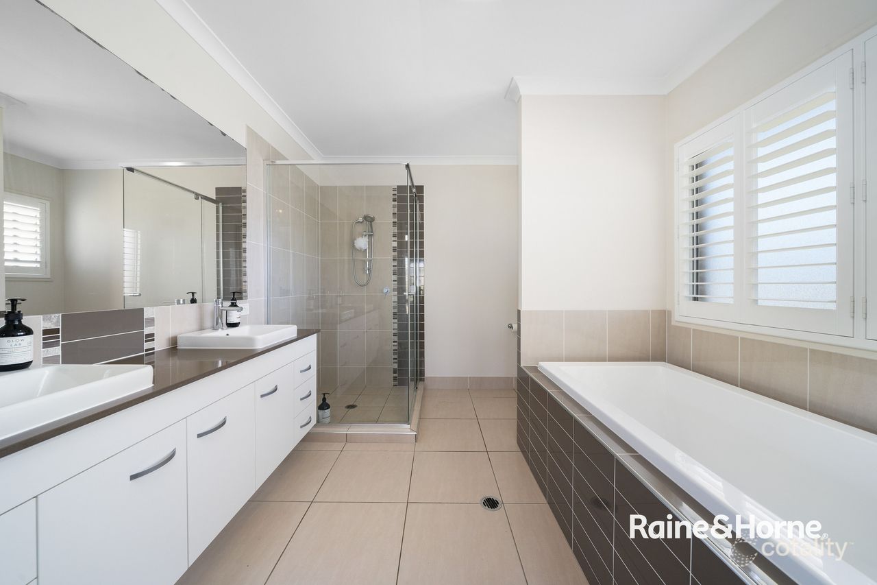 68-70 Corymbia Cct, New Beith, QLD 4124