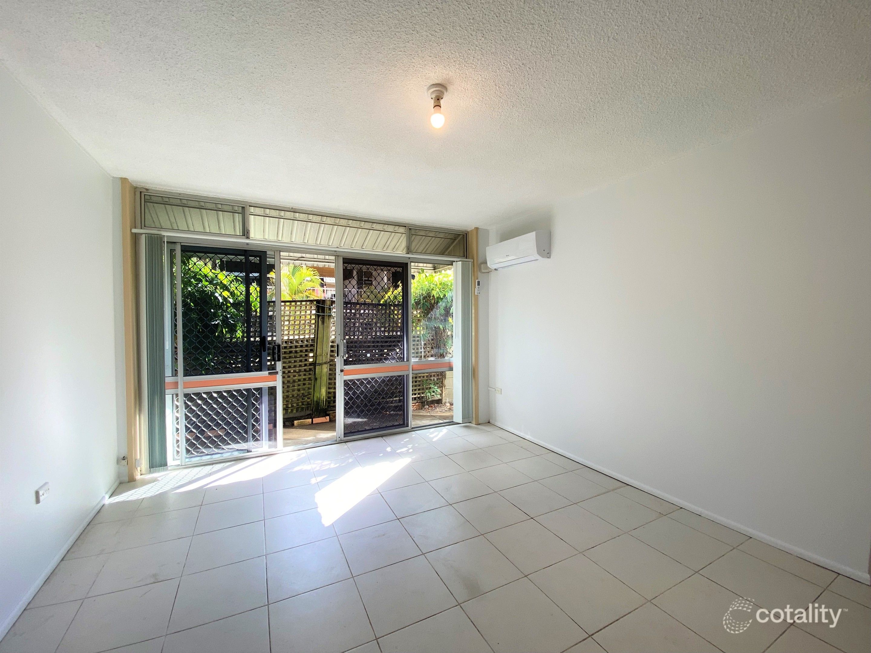 1/32 Leonard Ave, Surfers Paradise, QLD 4217