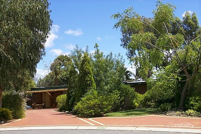 13 Zamia Pl, Greenwood, WA 6024