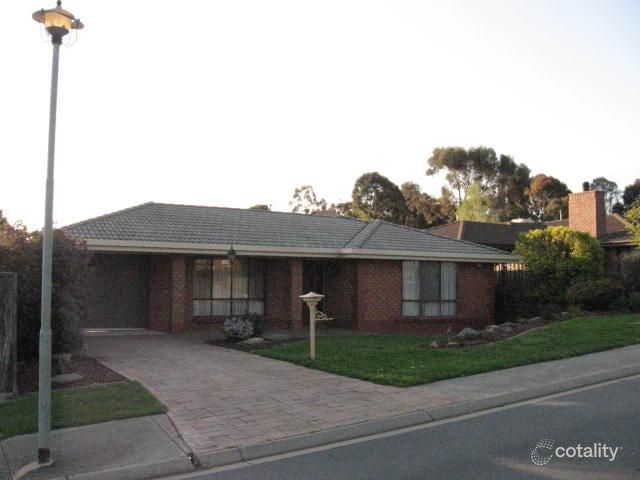 8 Dotterel Ct, Wynn Vale, SA 5127