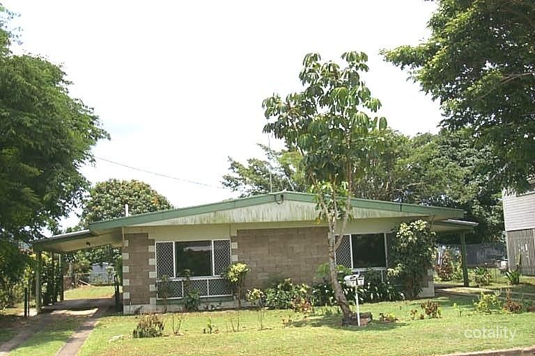 14 Stephens St, Manunda, QLD 4870