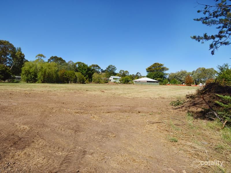 10 Laidlaw St, Learmonth, VIC 3352