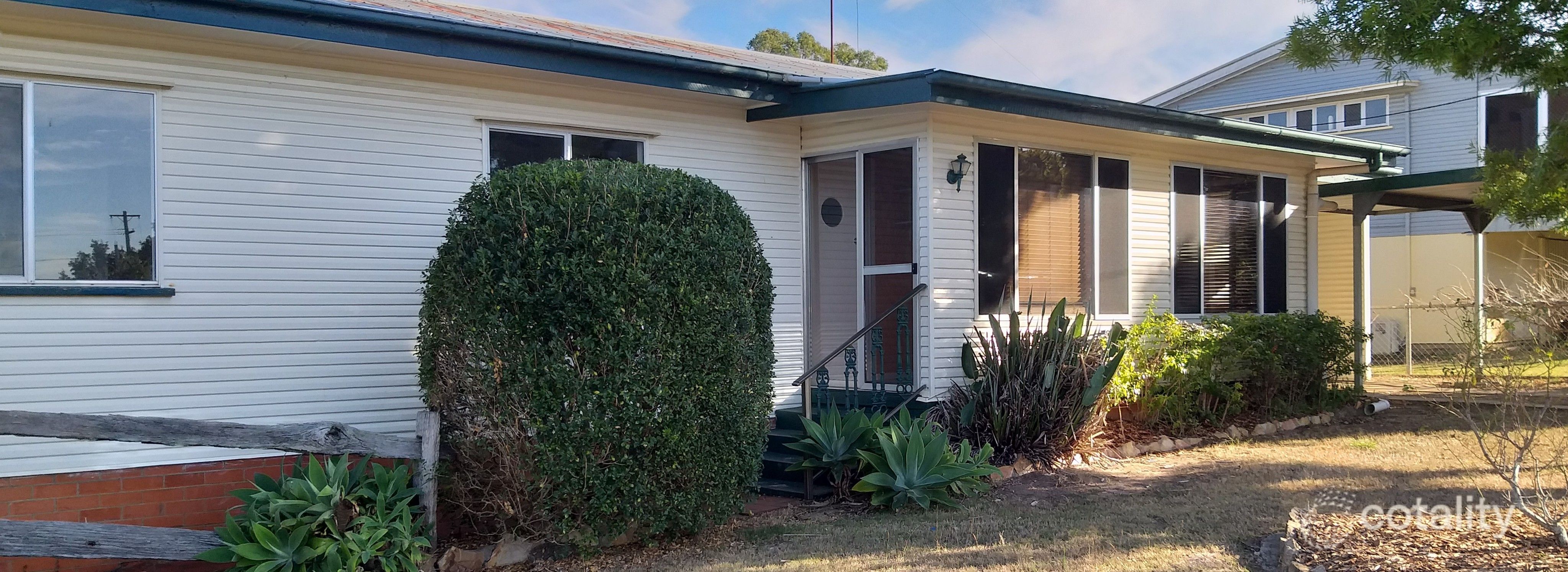 27 Cobb St N, Murgon, QLD 4605