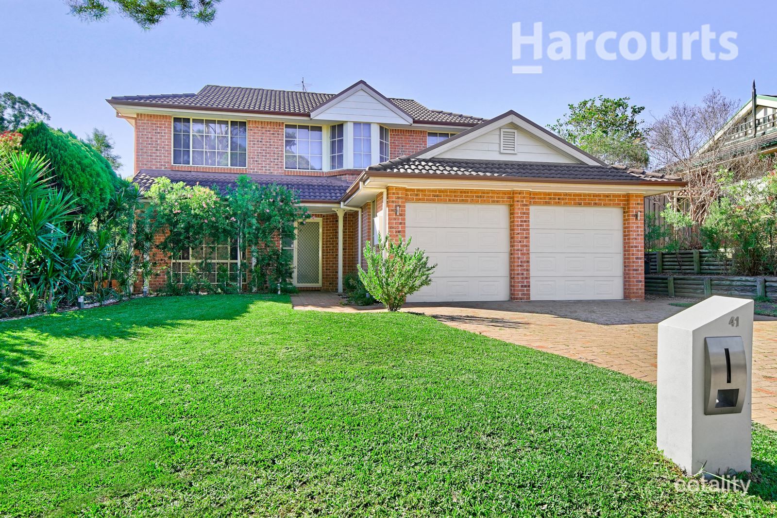 41 Burnett Ave, Mount Annan, NSW 2567