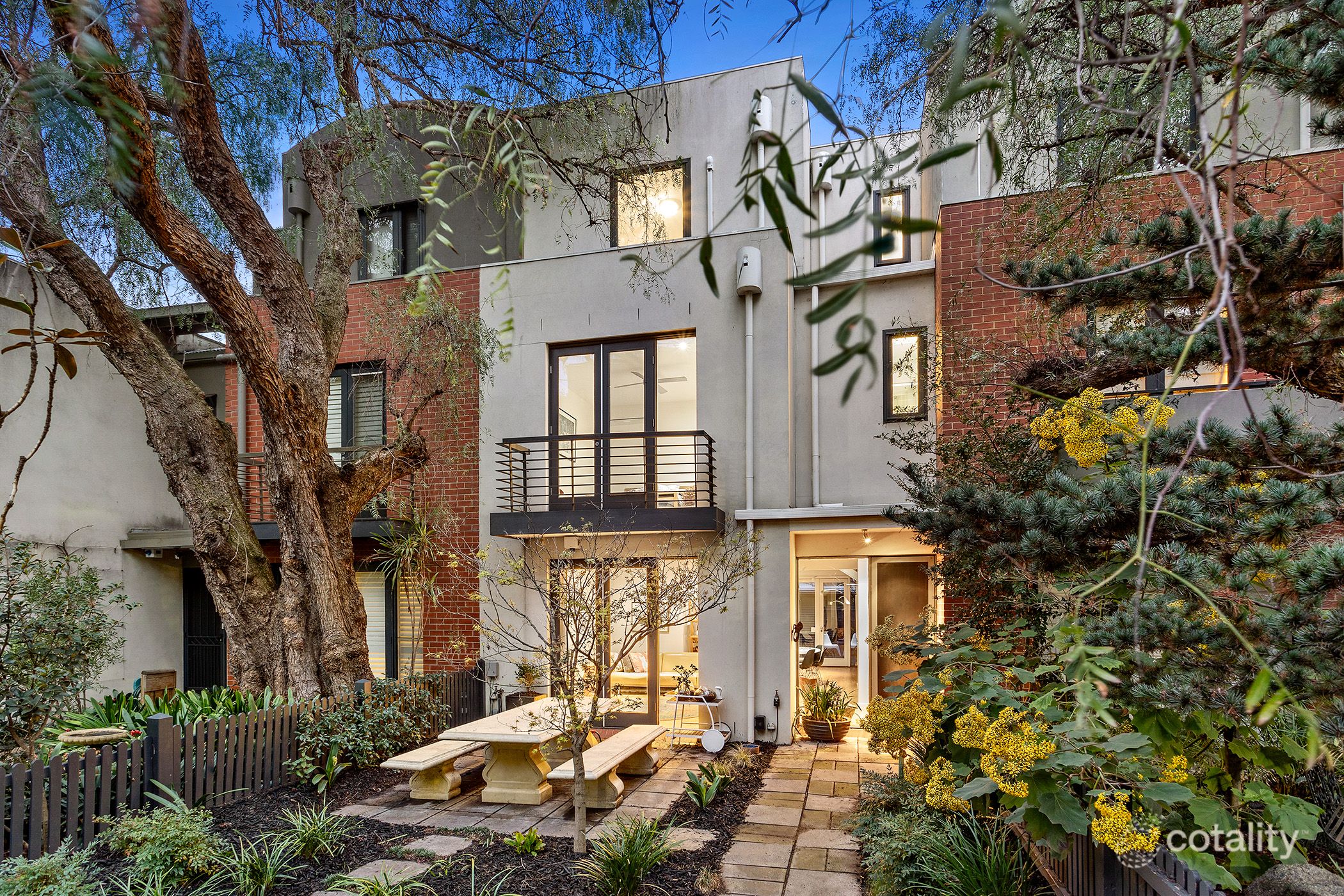 69 Napier St, South Melbourne, VIC 3205