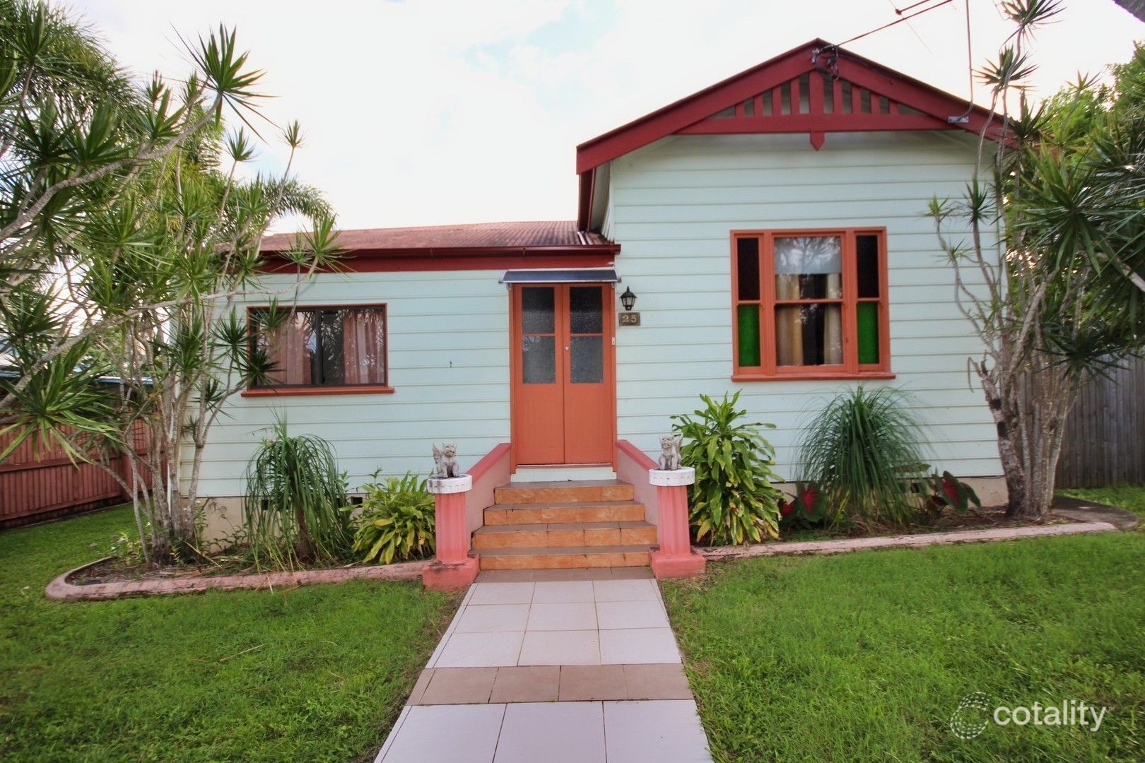25 Anzac St, Sarina, QLD 4737