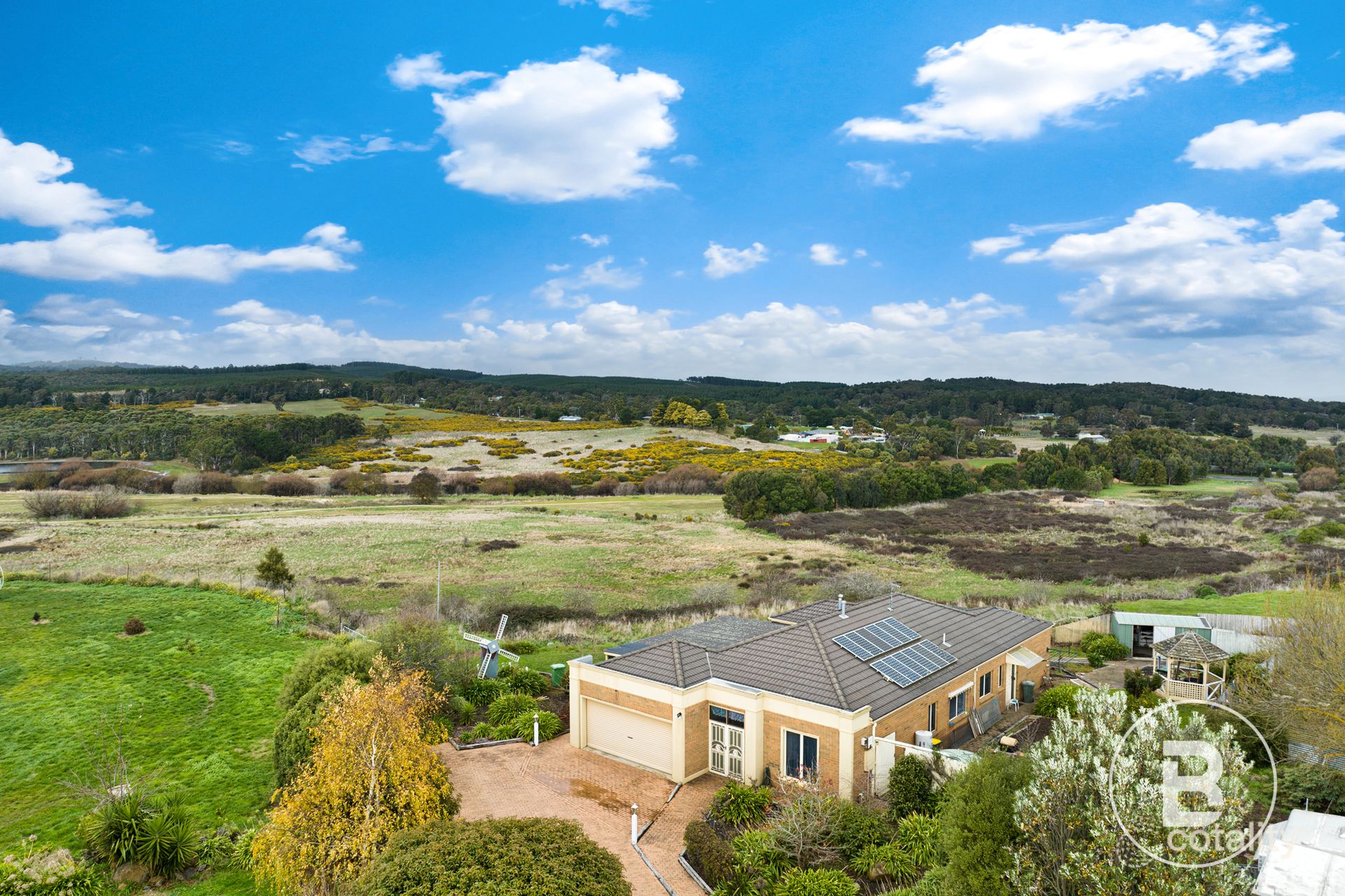 2 Great Valley Pde, Sebastopol, VIC 3356
