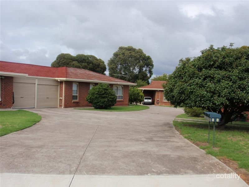 2/4-6 Malone Cres, Morphett Vale, SA 5162