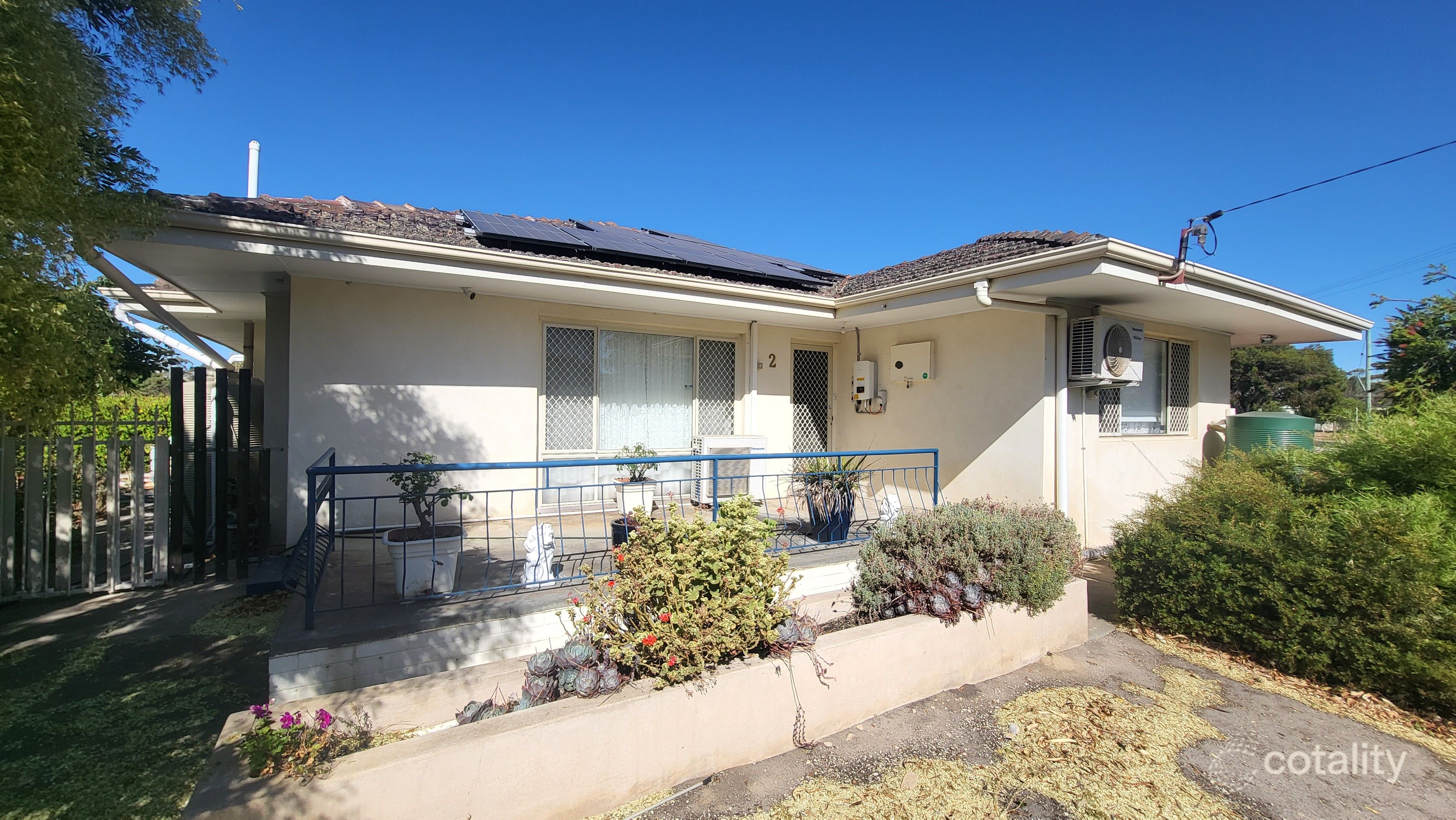 2 Conroy St, Katanning, WA 6317