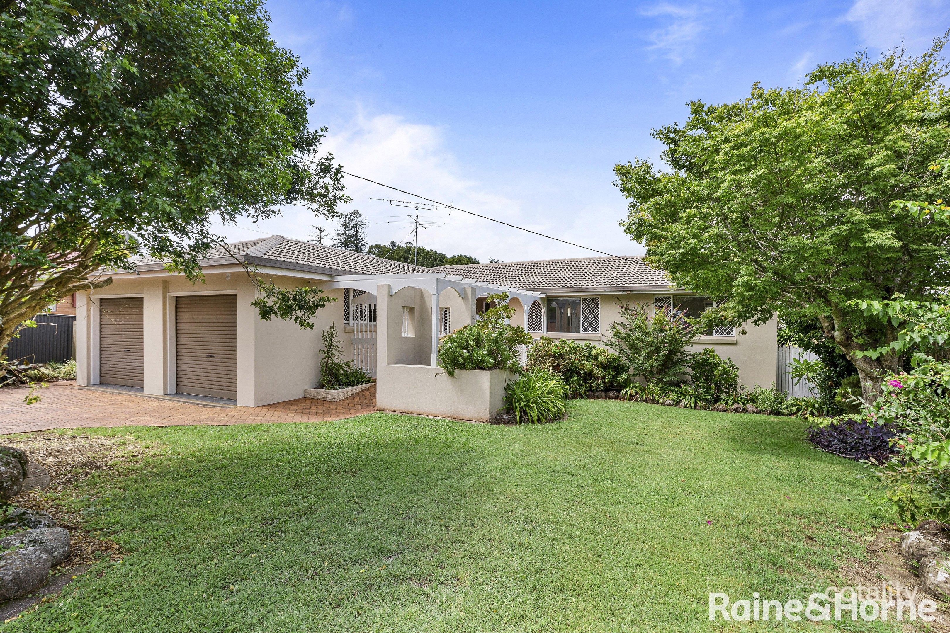 8 Blue Hills Dr, Rangeville, QLD 4350