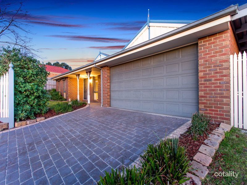 5 Blue Gum Mews, Langwarrin, VIC 3910