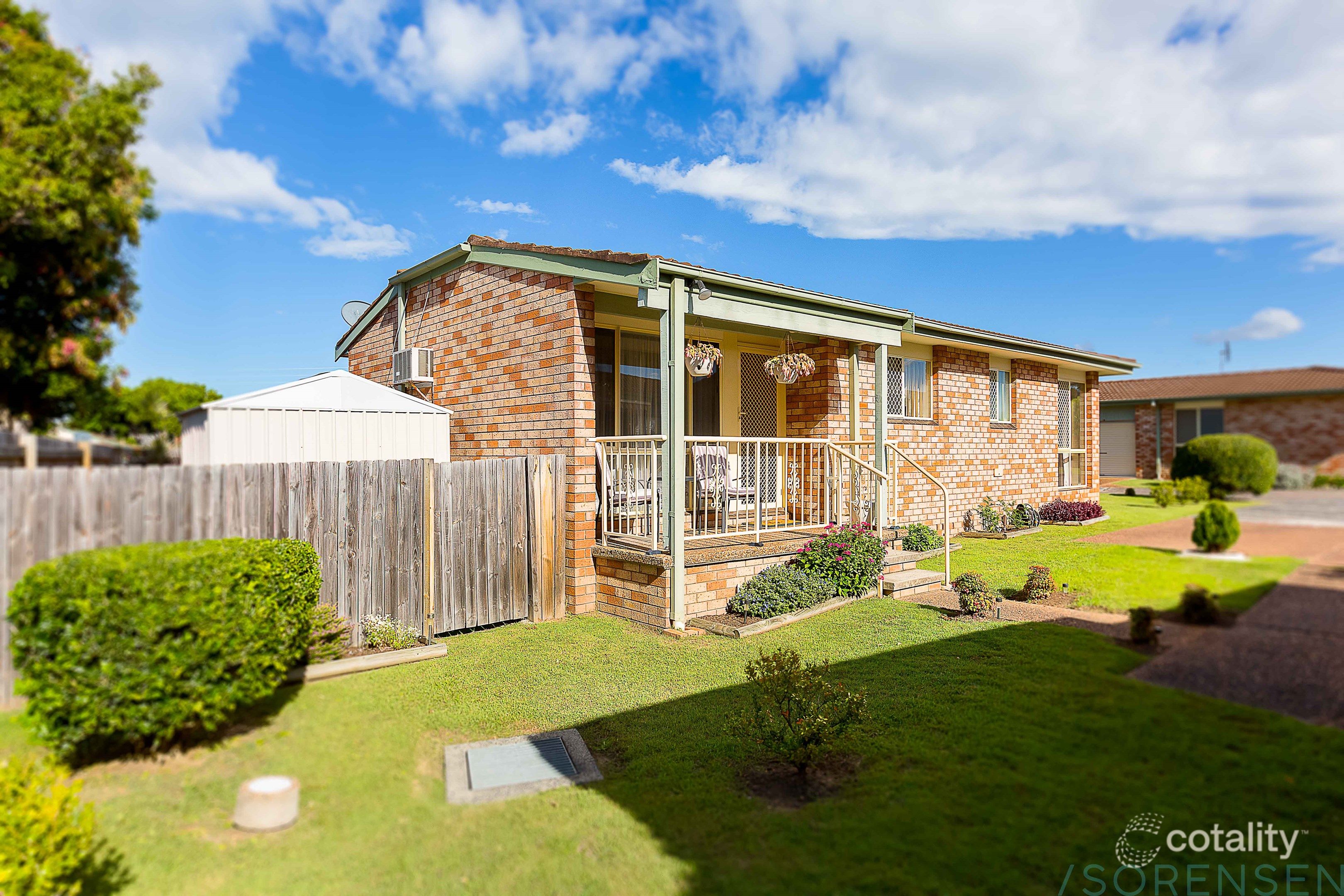 15 Gilbert Ave, Gorokan, NSW 2263