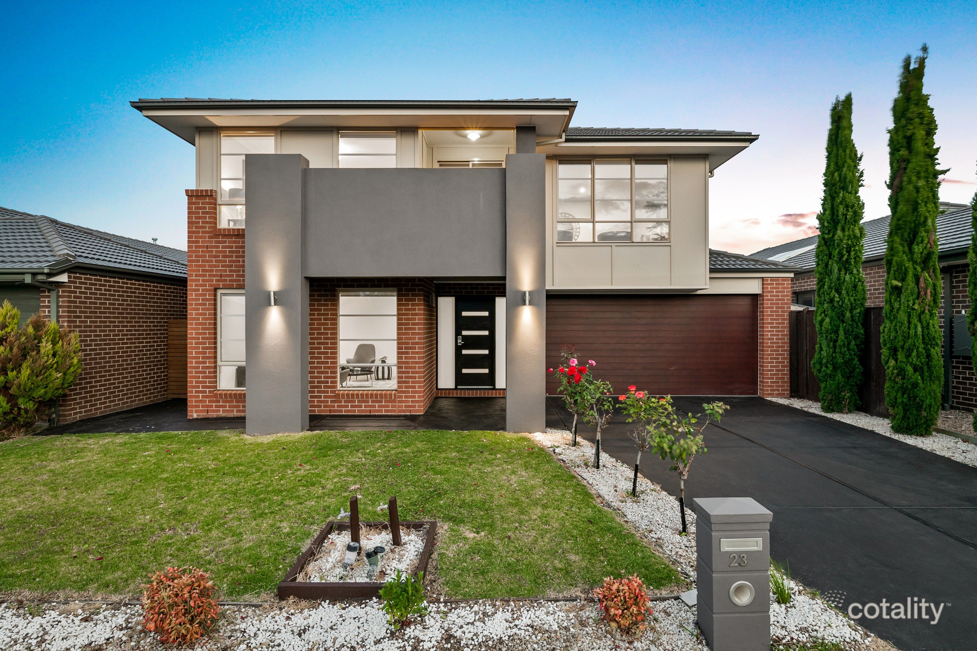23 Elmsford Cres, Cranbourne West, VIC 3977