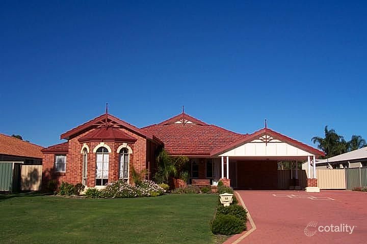 68 Lakeside Dr, Helena Valley, WA 6056