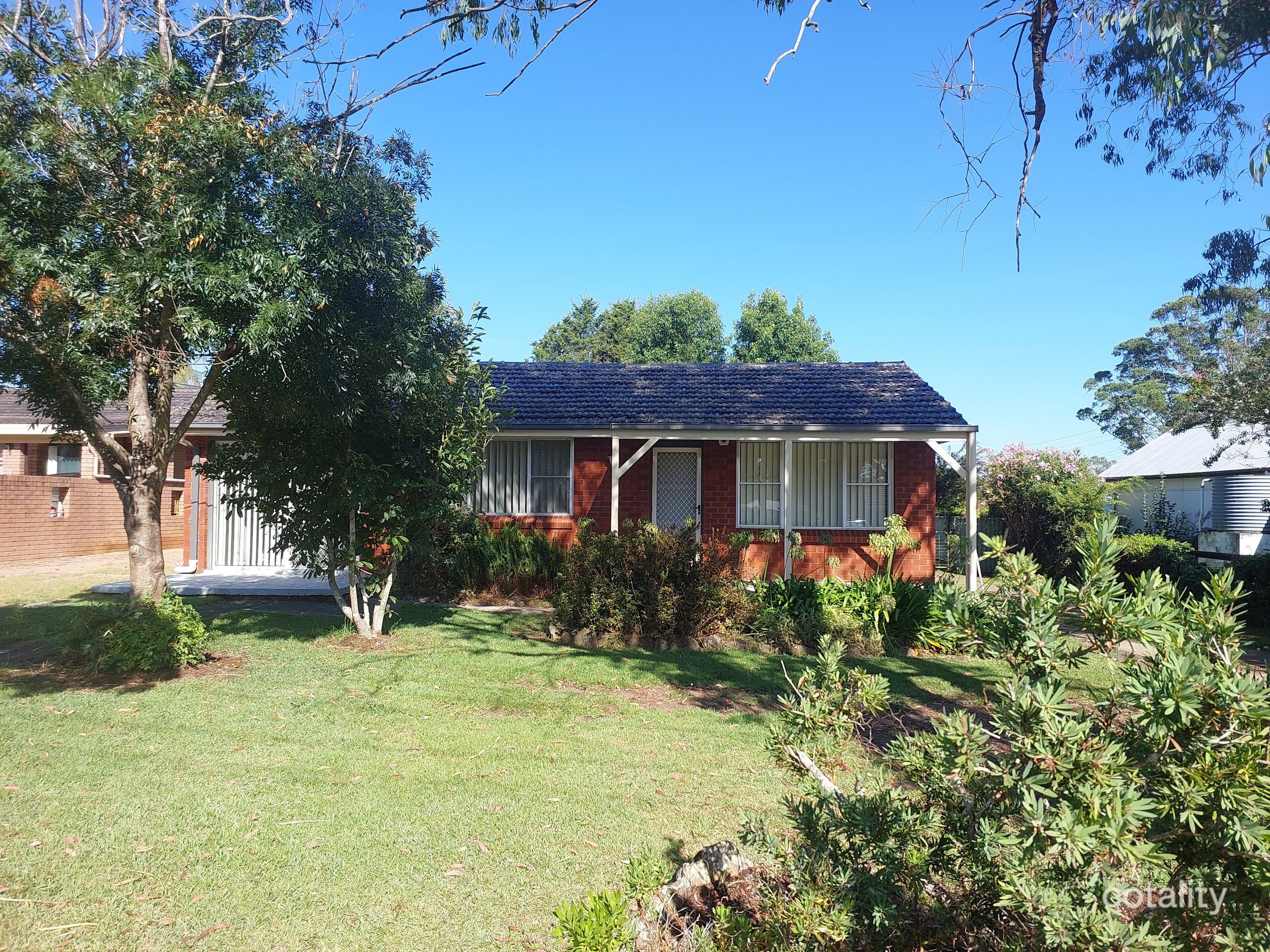 29 Westbourne Ave, Thirlmere, NSW 2572